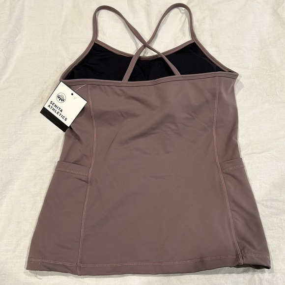 NWT Senita Ava Tank - Picture 3 of 5